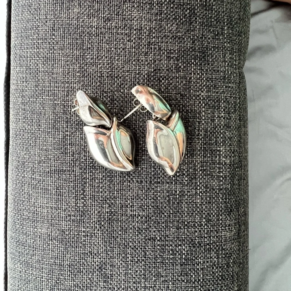 925 Silver Heart Flower Floral Leaf Abstract Art Statement Earrings VTG Jewelry - Picture 7 of 8